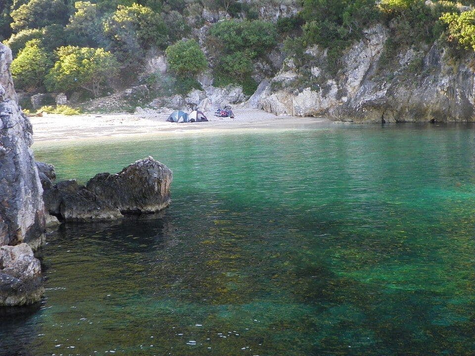 Gjiri i Brisanit (Bear Bay)
