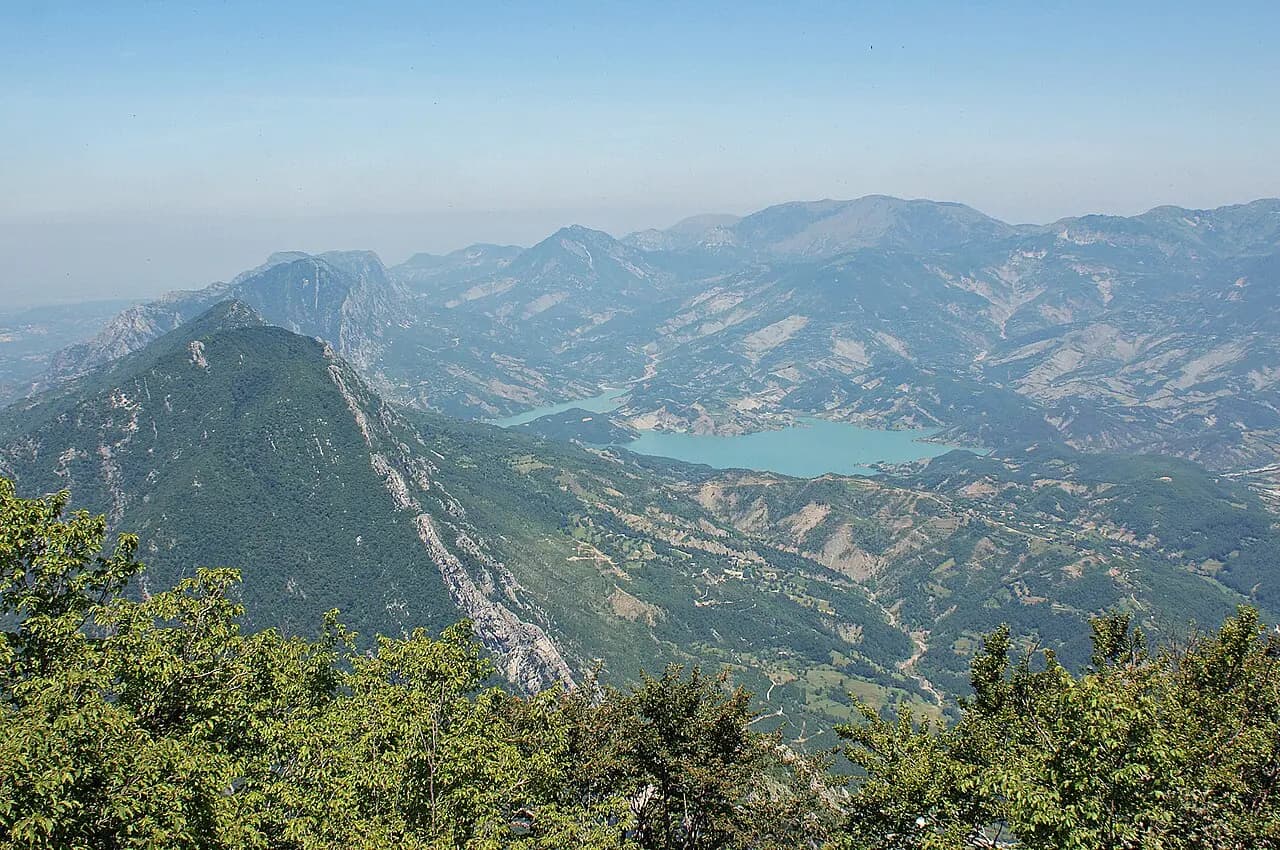 Lake Bovilla