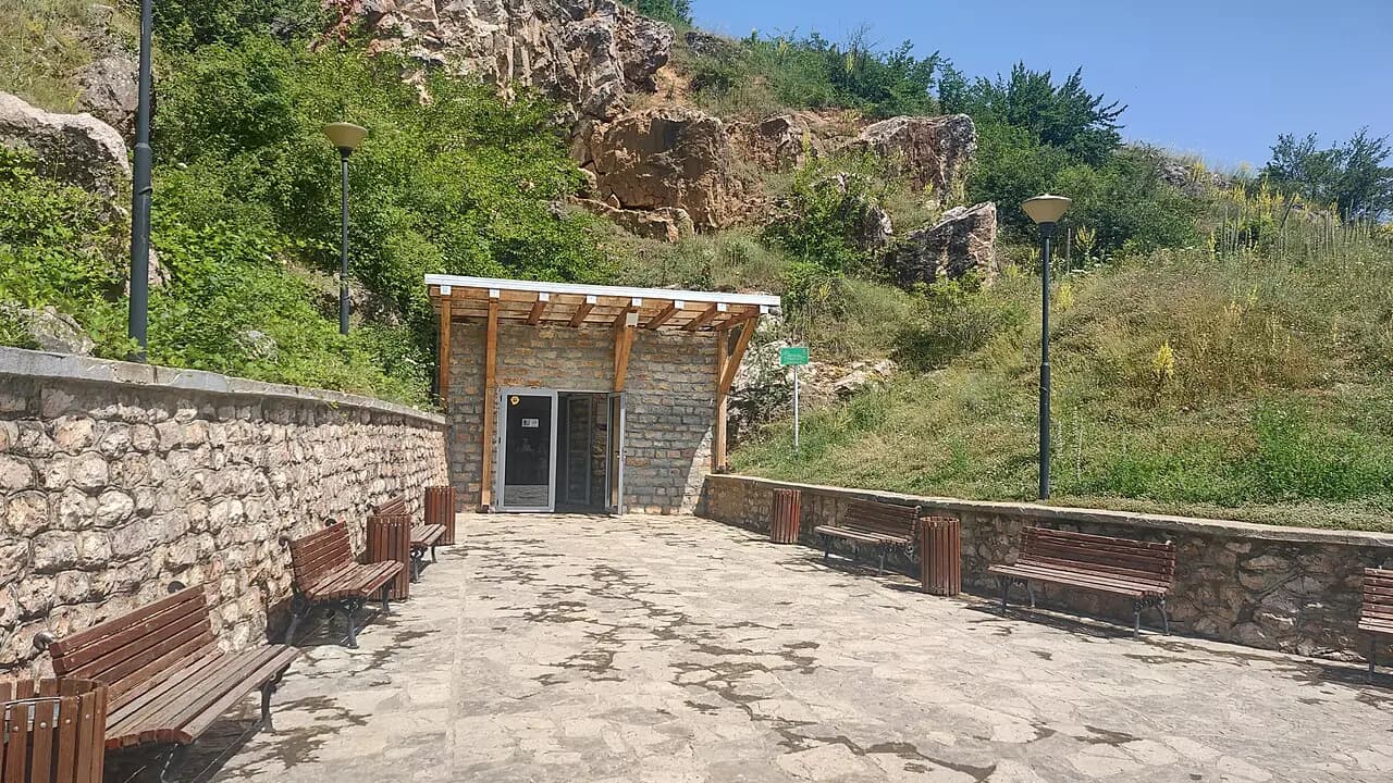 This is a photo of a natural heritage site in Kosovo, id: