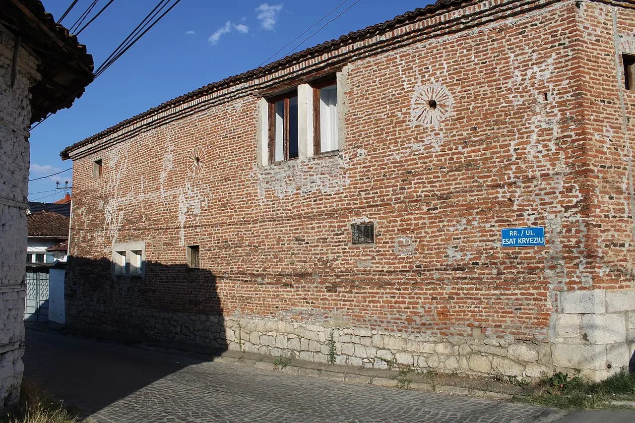Curri Tower House