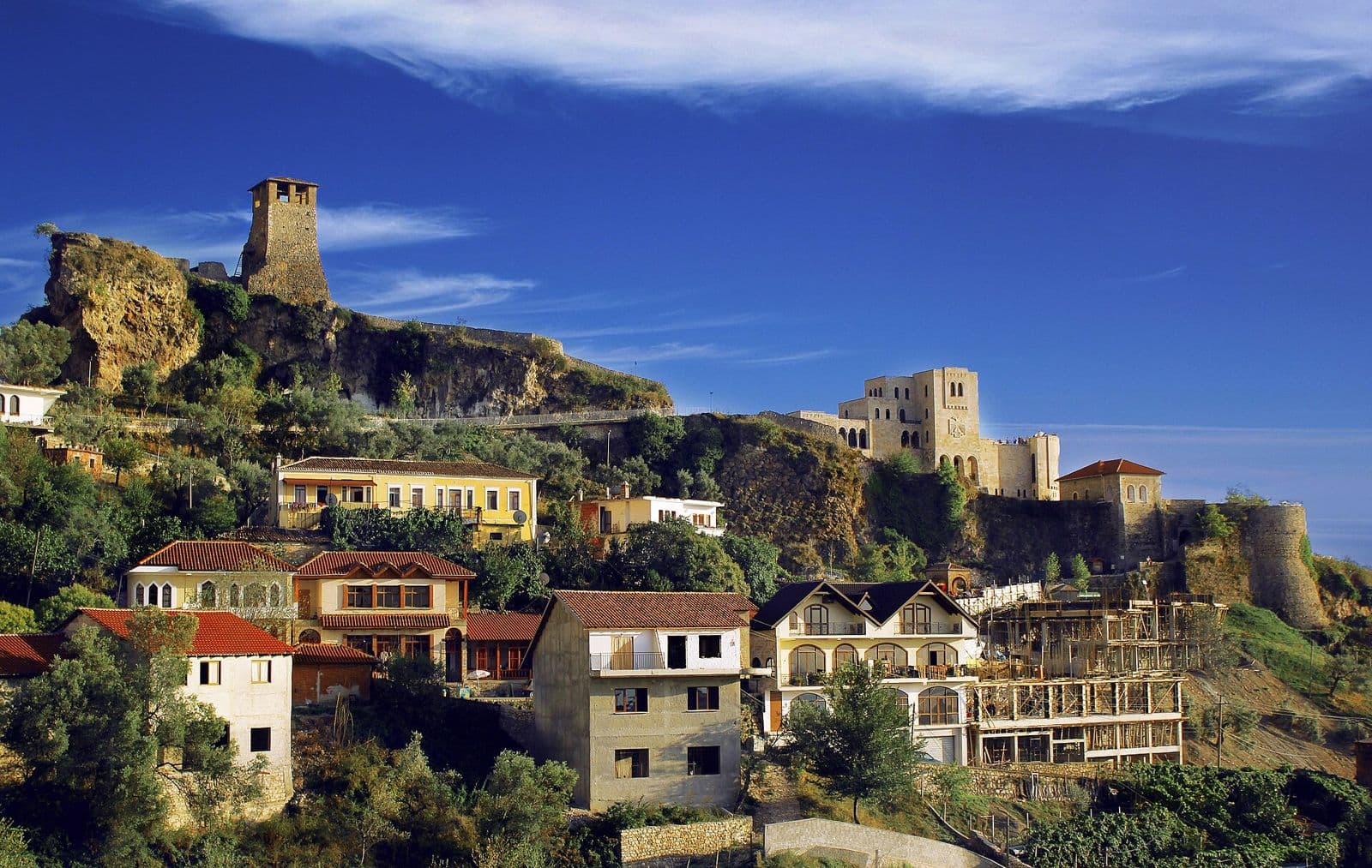 Krujë castle and old town