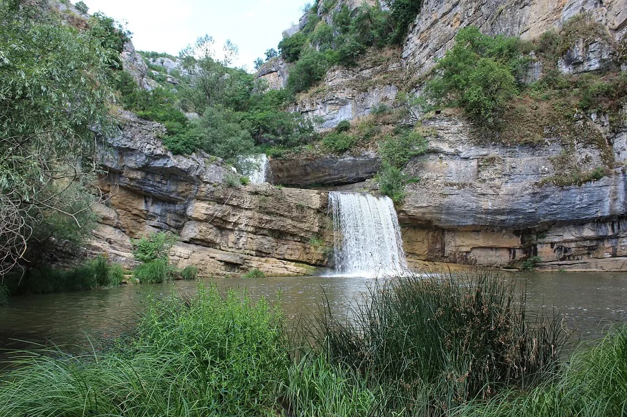 Nature in Mirusha waterfall