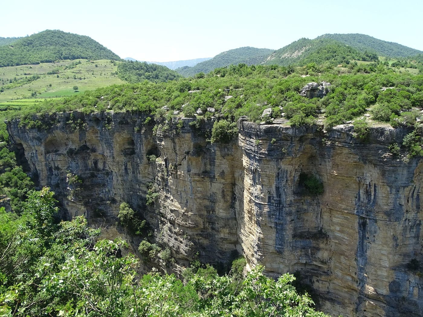 Osumi Canyons - Outside Corovoda - Albania - 02 (41636083945).jpg