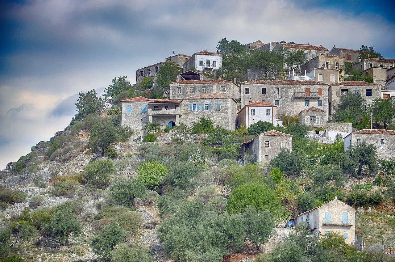 The old village (upper part) of Qeparo