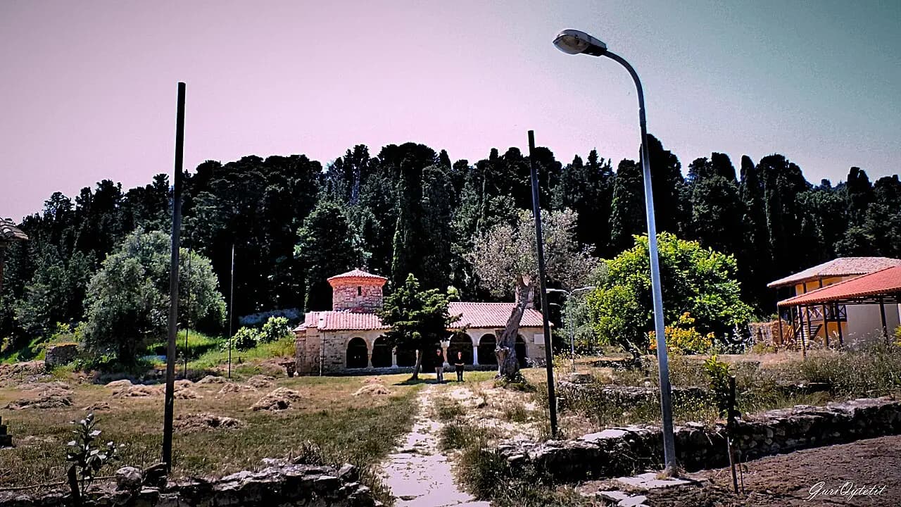 Manastiri Zvernecit