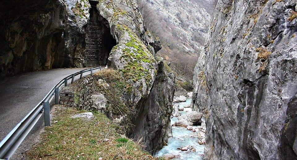 Rugova via ferratas