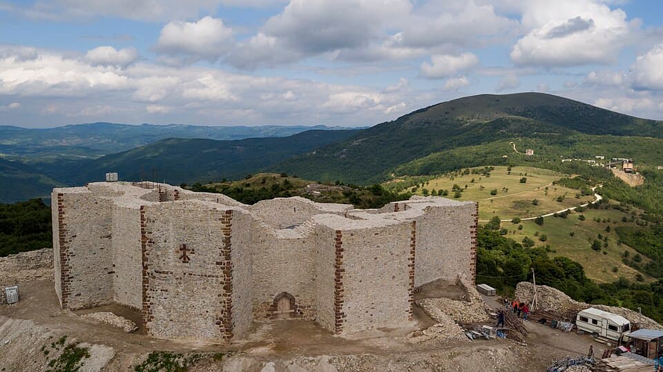 Novo Brdo (Artana) Fortress