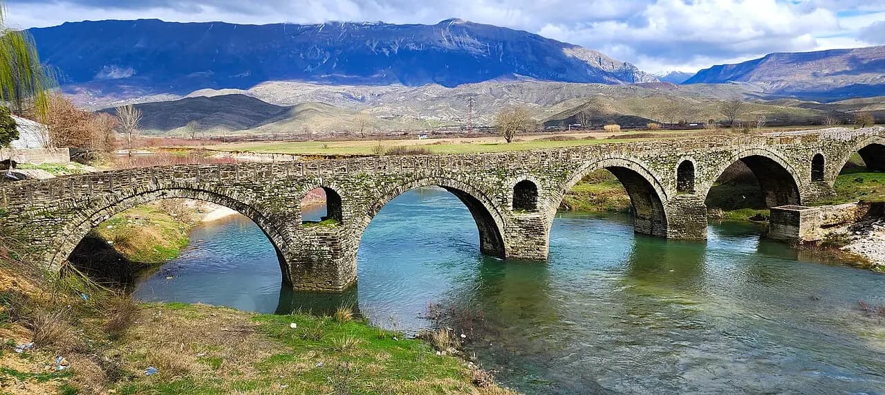 Ura e Kordhocës (Lazarat)