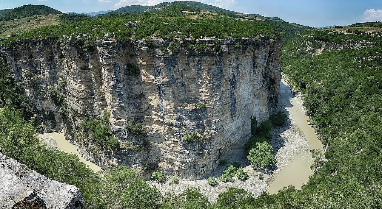 Osum Canyon, Skrapar, Albania